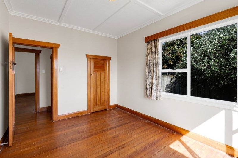 24 Morrissey Street, Hawera - Carousel 10