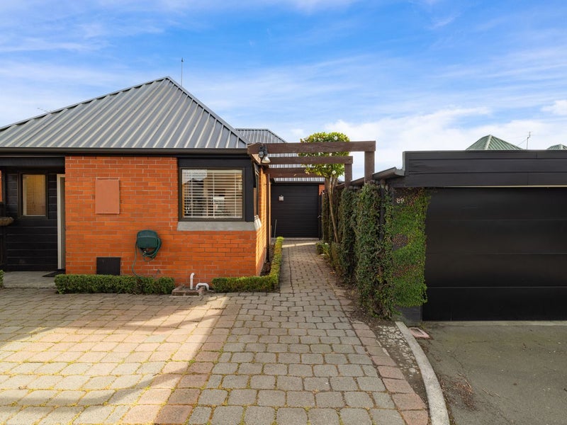 1/89 Windermere Road, Papanui, Christchurch - Carousel 1