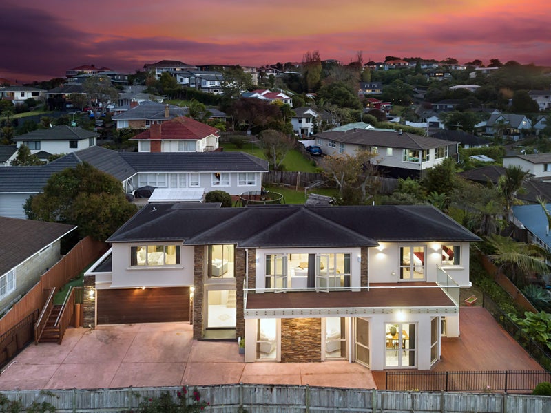 18A McIlroy Avenue, Hillsborough, Auckland - Carousel 2