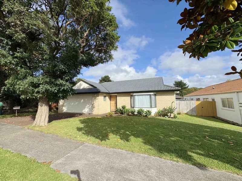 10 Riplington Road, Huntington Park, Auckland - Carousel 2