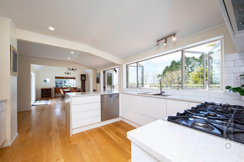 30 Riverland Road, Kumeu - Carousel 26