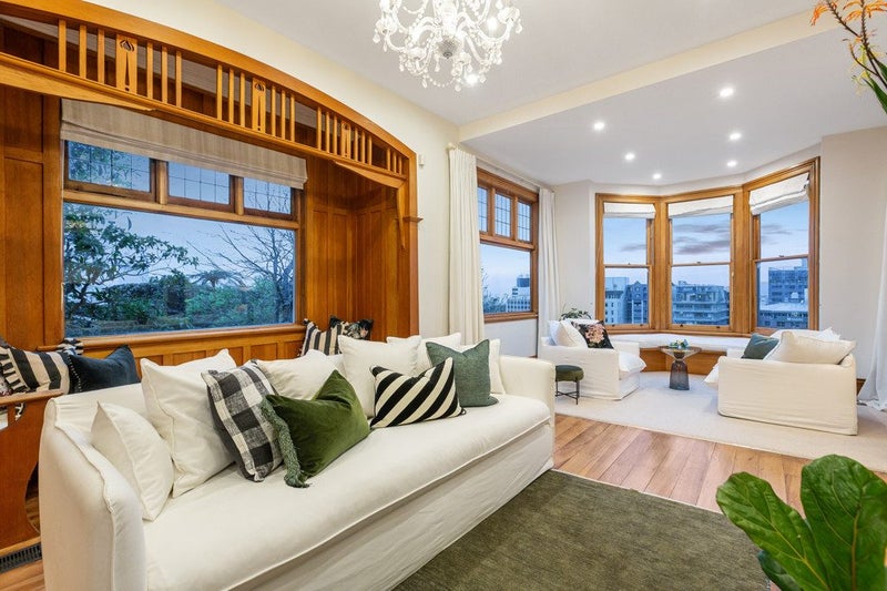 13 Talavera Terrace, Kelburn, Wellington - Carousel 2