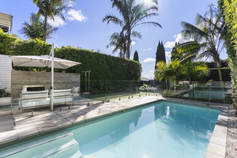 9 Yarborough Street, Saint Marys Bay, Auckland - Carousel 2