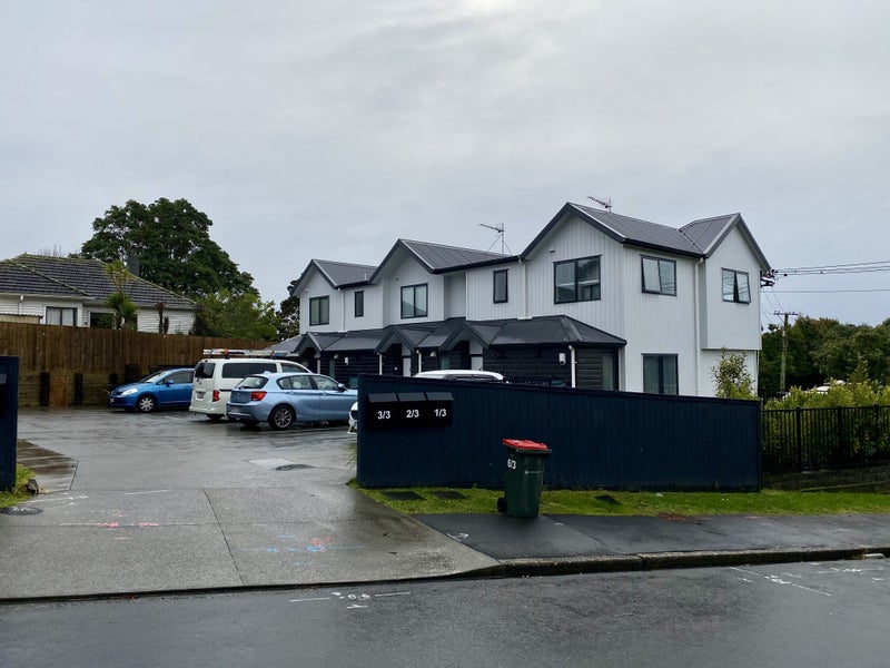 1/3 Arlington Street, Waterview, Auckland - Carousel 2