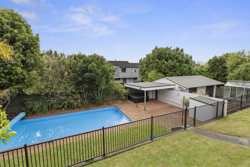 10 Edwin Street, St Andrews, Hamilton - Carousel 1