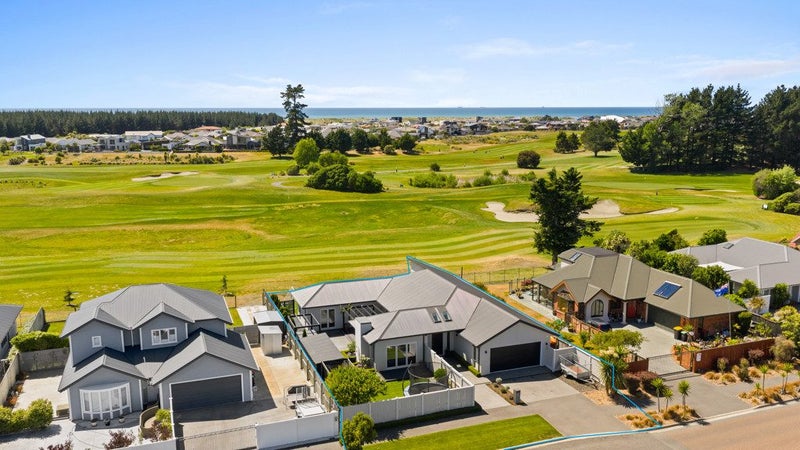 532 Bower Avenue, Parklands, Christchurch - Carousel 1