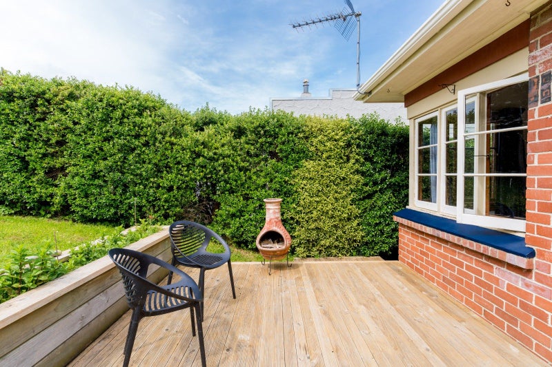 15 Newport Street, Belleknowes, Dunedin - Carousel 2