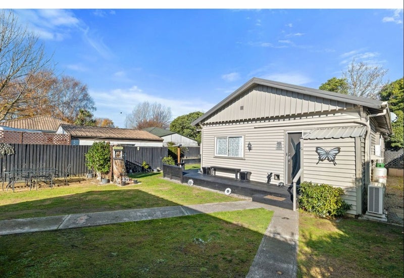 313 Wilsons Road North, Waltham, Christchurch - Carousel 1
