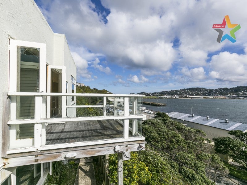 46 Shelly Bay Road, Maupuia, Wellington - Carousel 1
