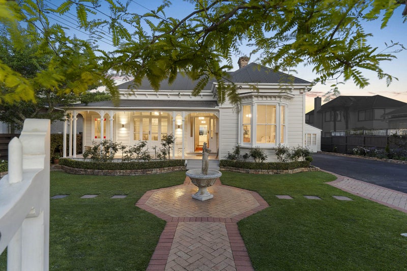 72 The Drive, Epsom, Auckland - Carousel 1