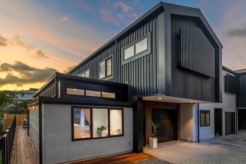 3/89 Walker Road, Point Chevalier, Auckland - Carousel 1