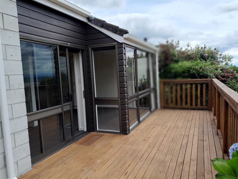 1/2 Brigid Place, Mount Pleasant, Christchurch - Carousel 11