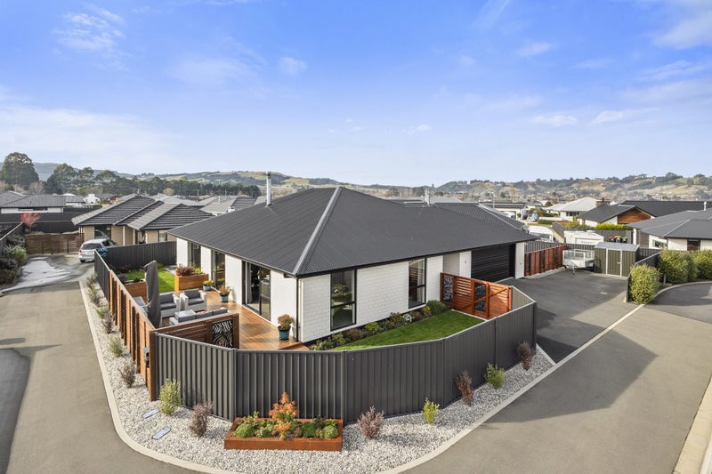 6 Silverview Place, Mosgiel, Mosgiel - Carousel 1