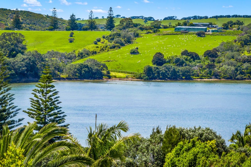 35 Everard Avenue, Army Bay, Whangaparaoa - Carousel 2