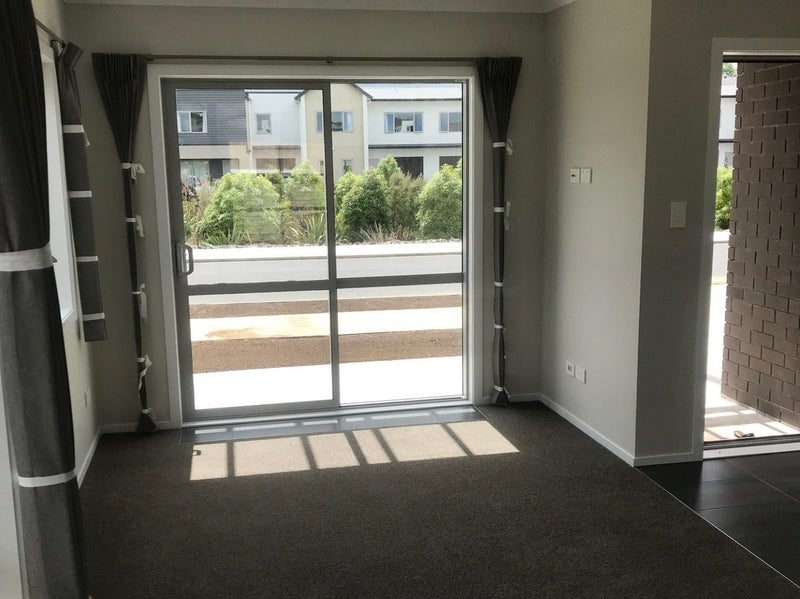 47 Tennille Street, Flagstaff, Hamilton - Carousel 2