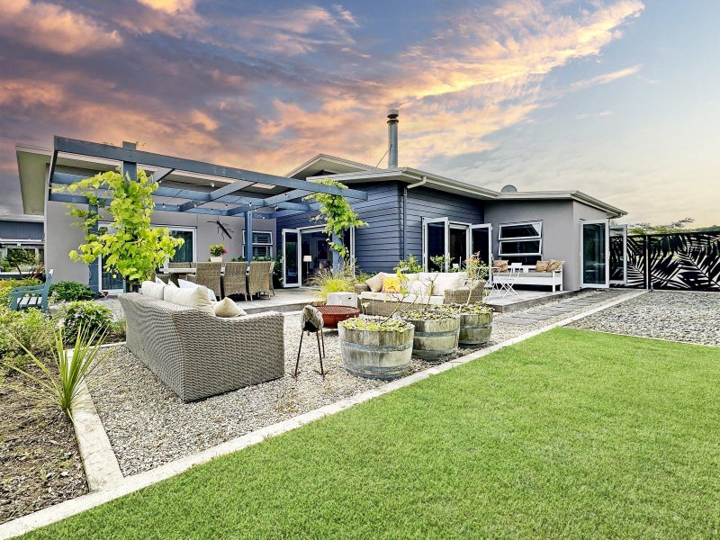 123 Lisland Drive, Kinloch, Taupo, Waikato - Carousel 1