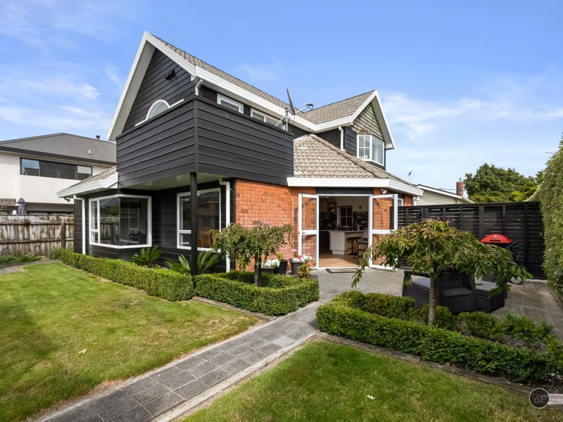 A/10 Kauri Street, Woburn, Lower Hutt - Carousel 1