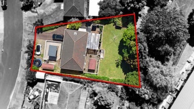 16 Glenbervie Crescent, Massey, Auckland - Carousel 1