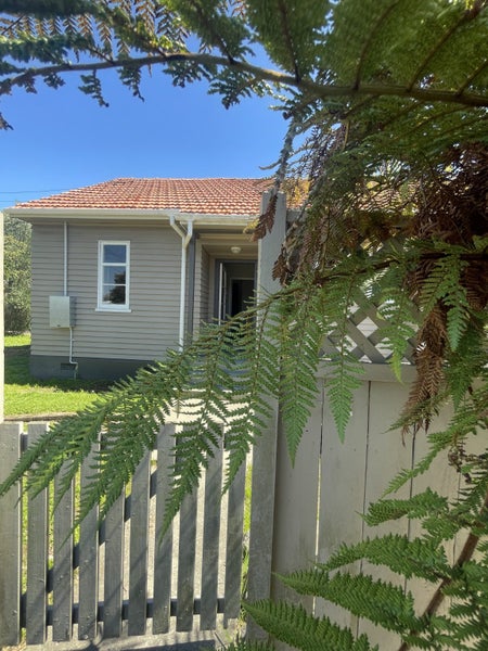 6 Winsor Crescent, Spreydon, Christchurch - Carousel 1