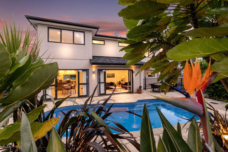 5 Dressage Lane, Greenhithe, Auckland - Carousel 2