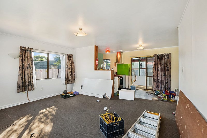 1/56B BURUNDI AVENUE, Clendon Park, Auckland - Carousel 2