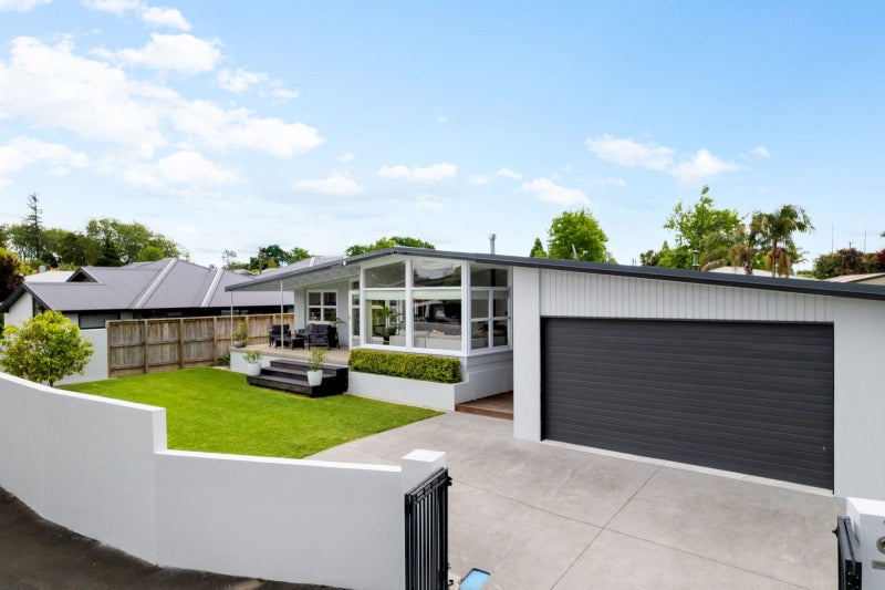 7 Chartwell Crescent, Chartwell, Hamilton - Carousel 2