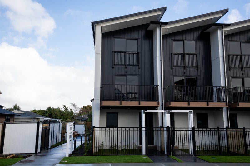 4/41 Collingwood Street, Waterloo, Lower Hutt - Carousel 1