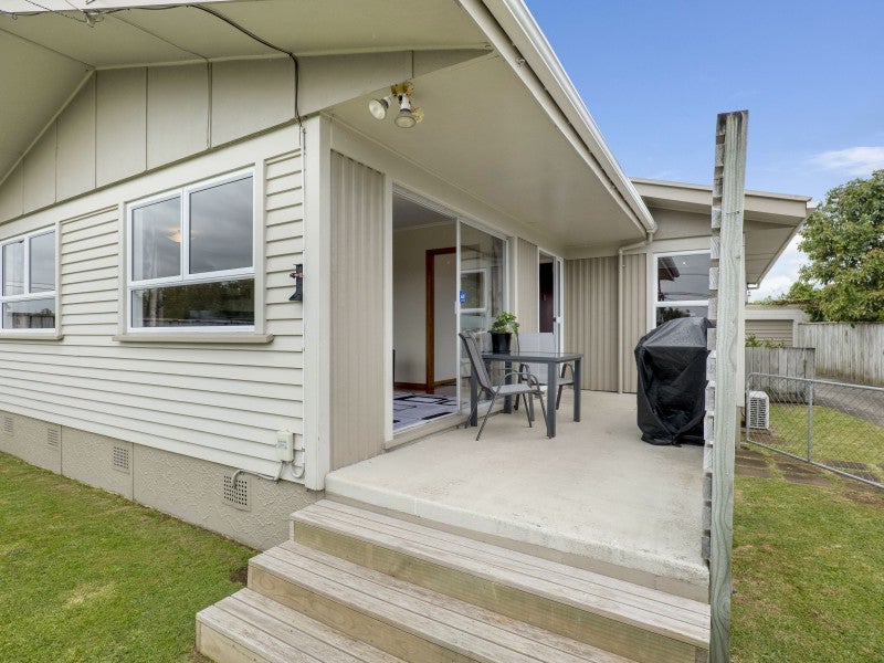 254 Huatoki Street, Upper Vogeltown, New Plymouth - Carousel 1