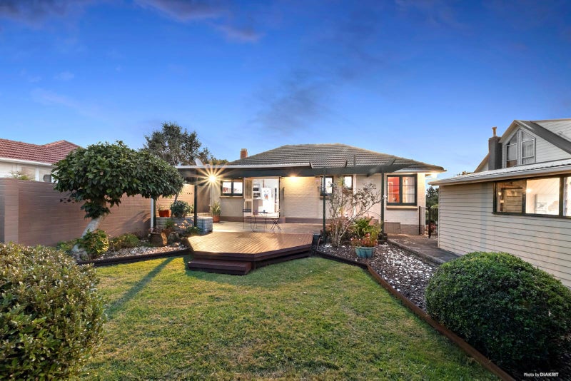 1/23 Duncan Avenue, Te Atatu South, Auckland - Carousel 1