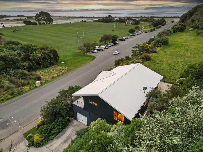 122 McCormacks Bay Road, Redcliffs, Christchurch - Carousel 2
