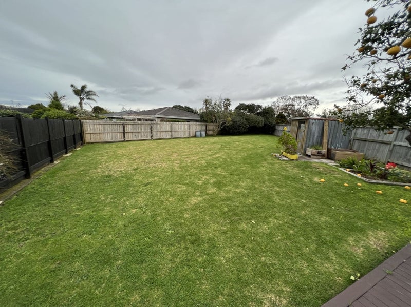 37 Fratley Avenue, Farm Cove, Auckland - Carousel 2