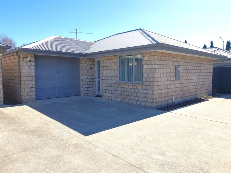 2/335 Main South Road, Hornby, Christchurch - Carousel 1