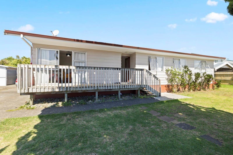 26 Vimy Place, Mangere, Auckland - Carousel 2