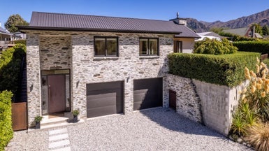 48 Norfolk Street, Arrowtown, Arrowtown - Carousel 1