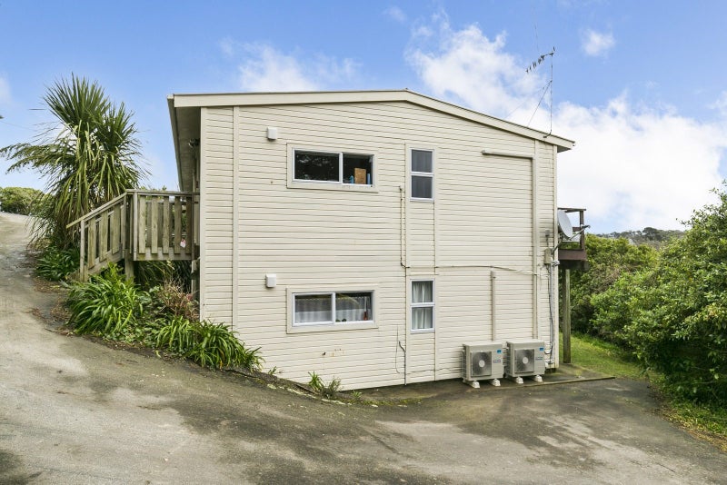 43 Cheshire Street, Wilton, Wellington - Carousel 11