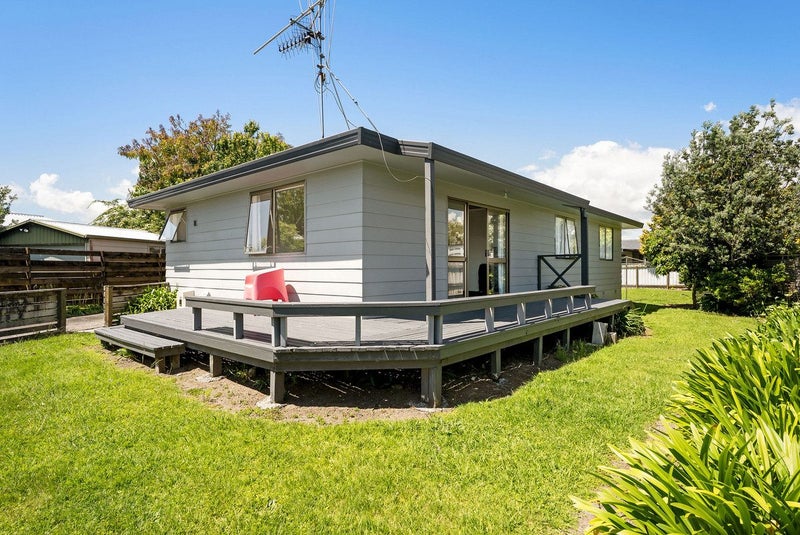4 Lagoon Place, Poike, Tauranga - Carousel 1