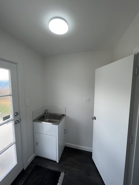 584 Pages Road, Bexley, Christchurch - Carousel 14