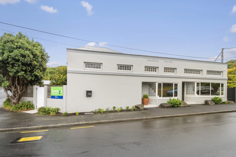 31A Ngatoto Street, Khandallah, Wellington - Carousel 1