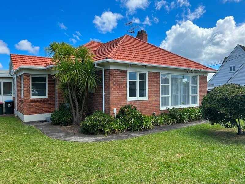 27 Challenger Street, St Heliers, Auckland - Carousel 2