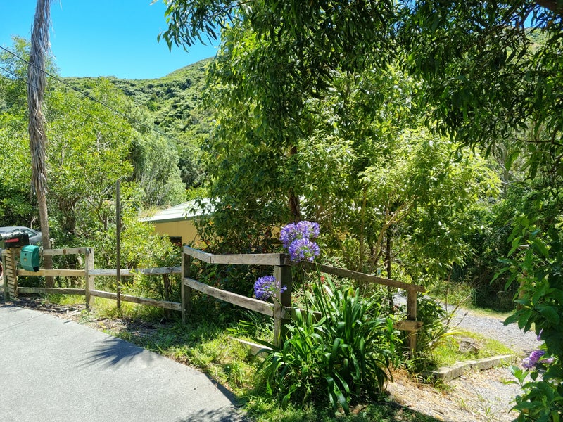 149 Stratton Street, Normandale, Lower Hutt - Carousel 21