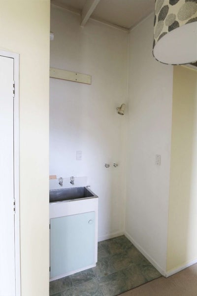 2/1577 Great North Road, Waterview, Auckland - Carousel 10
