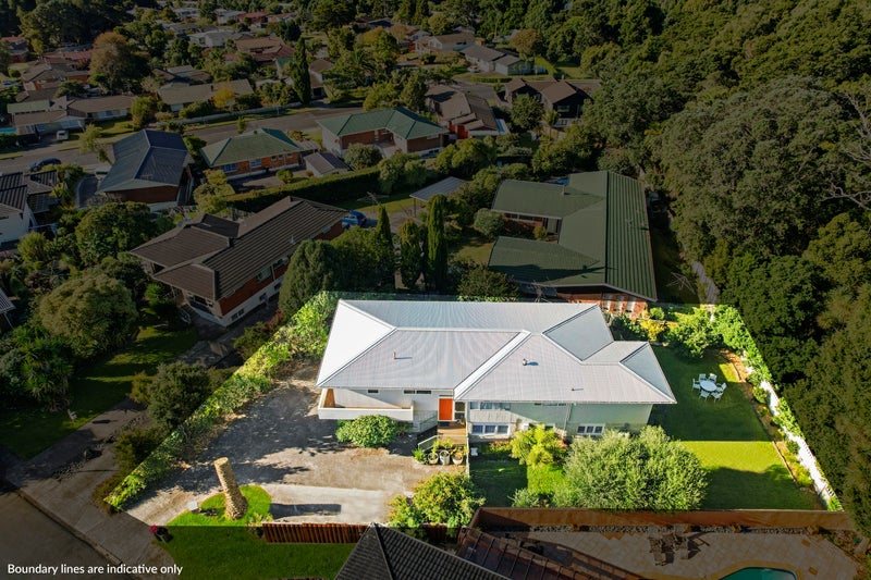 17 Frank Place, Hillpark, Auckland - Carousel 1
