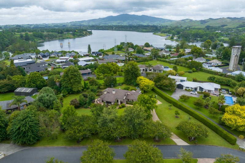 266 Lake View Drive, Karapiro - Carousel 1