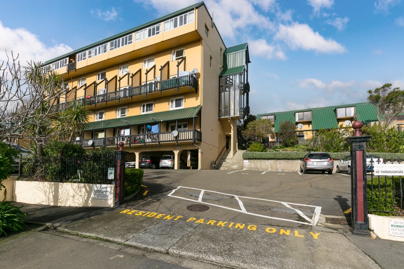 43/46 Hiropi Street, Newtown, Wellington - Carousel 1
