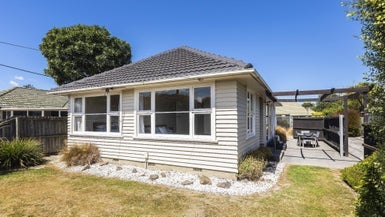 1/22 Ravenna Street, Avonhead, Christchurch - Carousel 1
