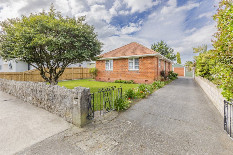 42 Barker Road, Marewa, Napier - Carousel 1