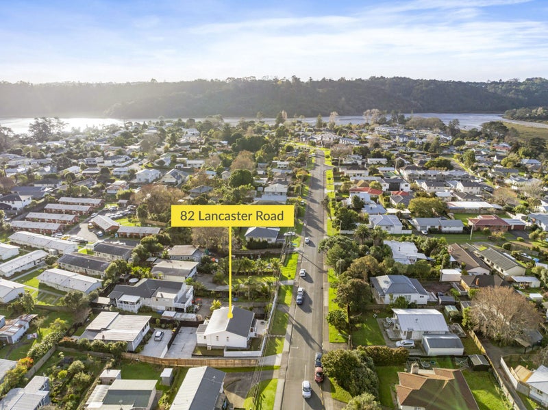 82 Lancaster Road, Beach Haven, Auckland - Carousel 24