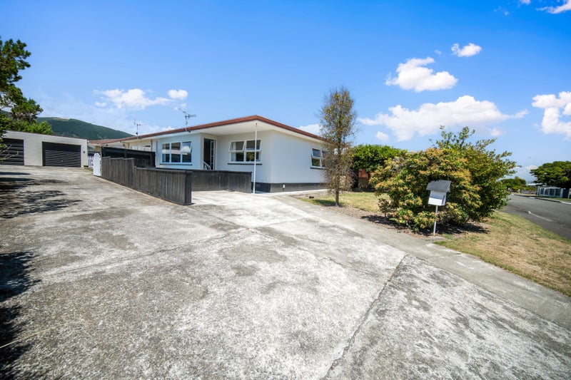 1/7 Tennyson Crescent, Stoke, Nelson - Carousel 1