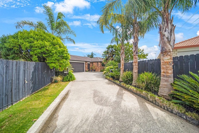 17 Morewa Place, Takanini, Auckland - Carousel 1