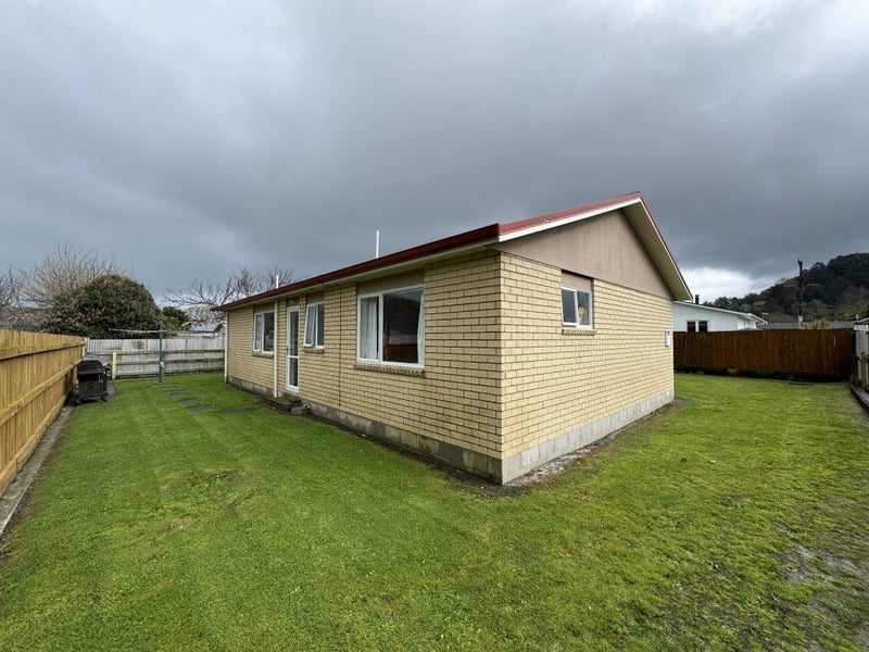 11A Kelvin Street, Inner Kaiti, Gisborne - Carousel 22